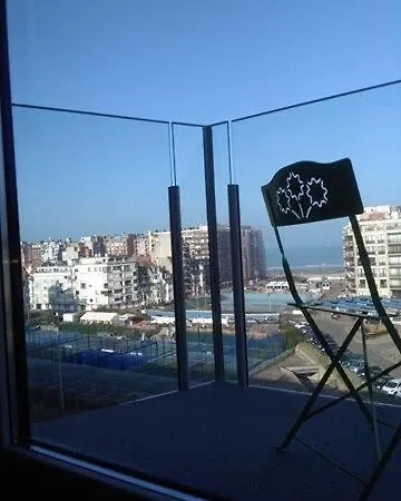 Met Frontaal Zeezicht Appartement