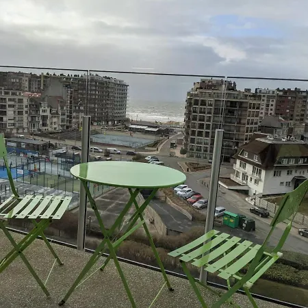 Met Frontaal Zeezicht Apartment Middelkerke
