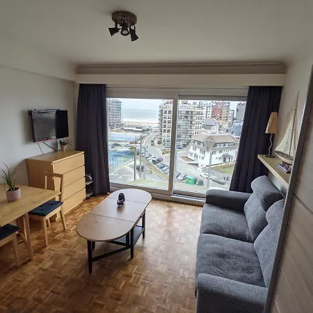 Met Frontaal Zeezicht Apartment