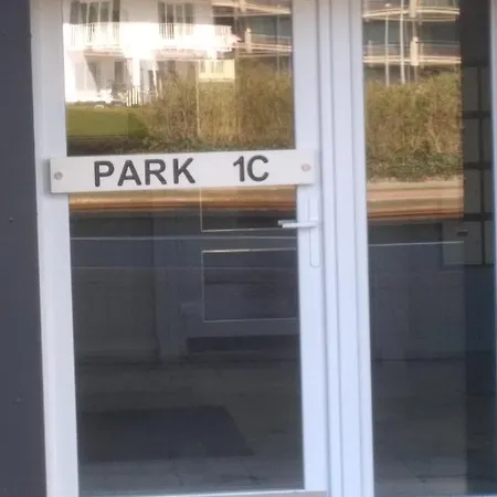 Apartment Met Frontaal Zeezicht Middelkerke